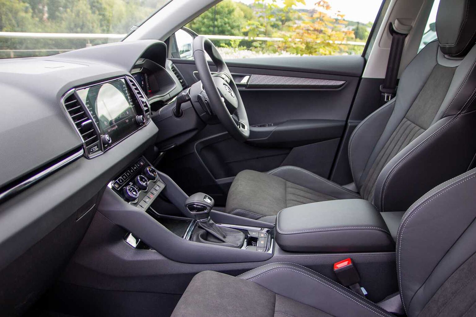 SKODA Karoq SUV 1.5 TSI (150ps) SE L ACT DSG