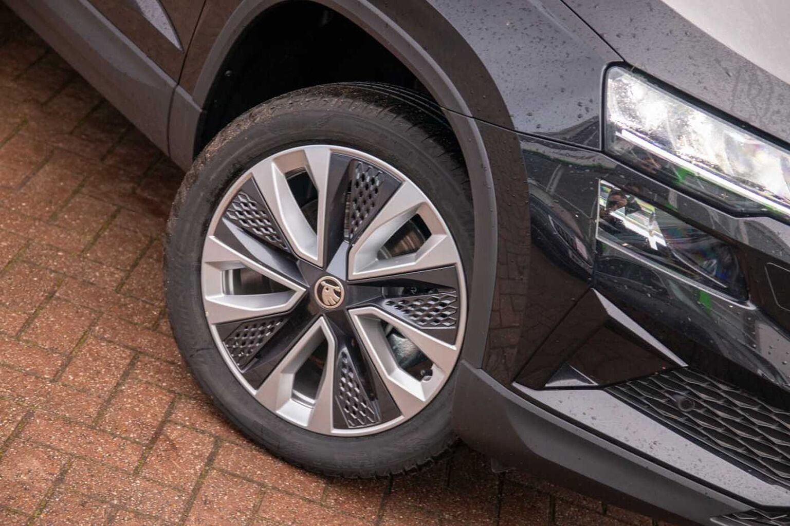 SKODA Karoq SUV 1.5 TSI (150ps) SE L ACT DSG
