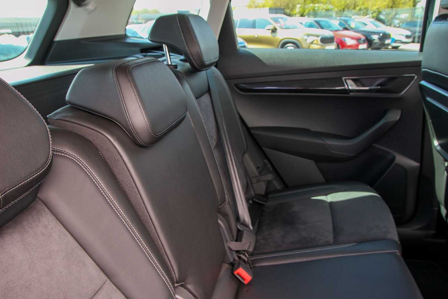 SKODA Karoq SUV 1.5 TSI (150ps) SE L