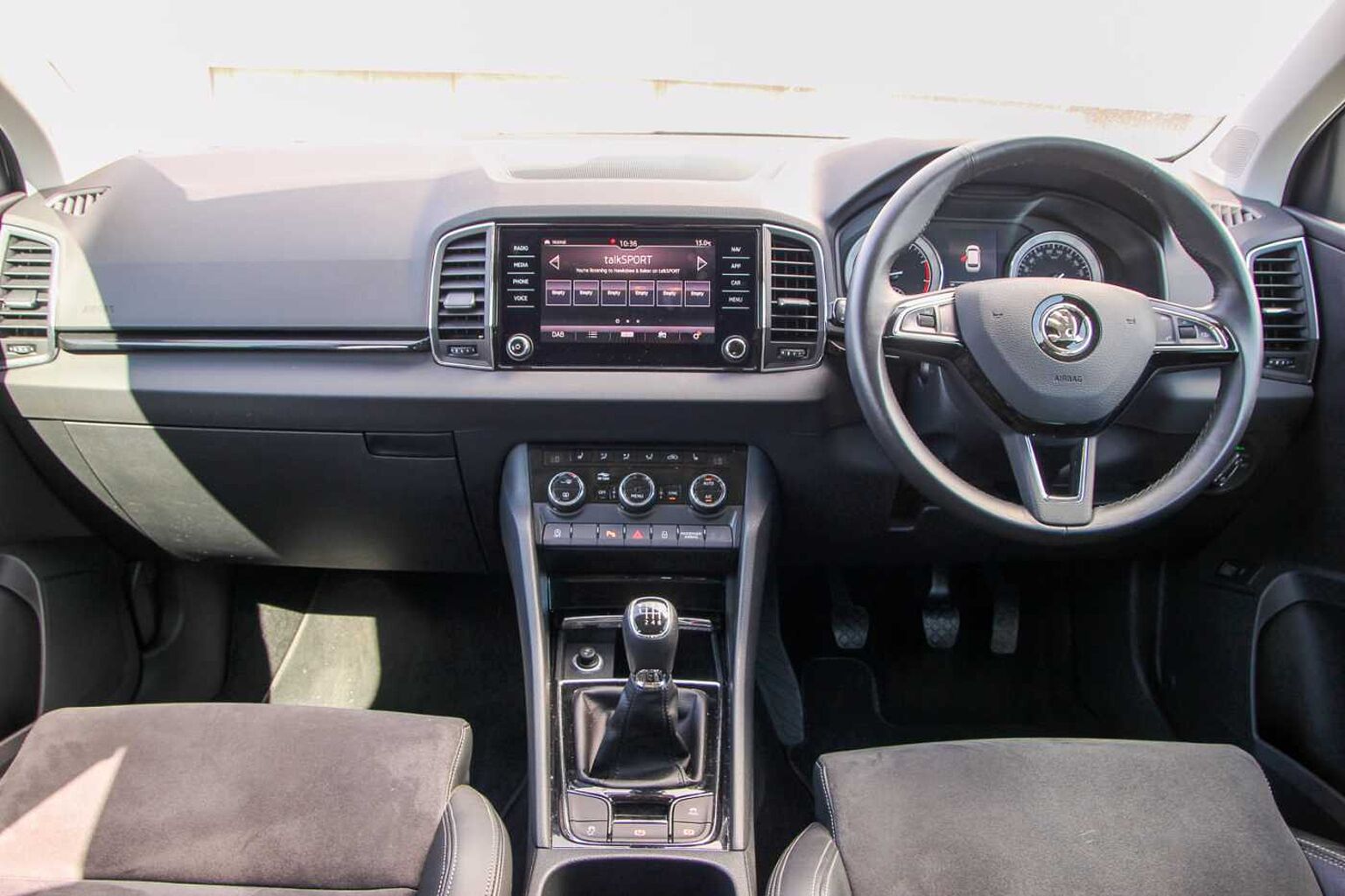 SKODA Karoq SUV 1.5 TSI (150ps) SE L