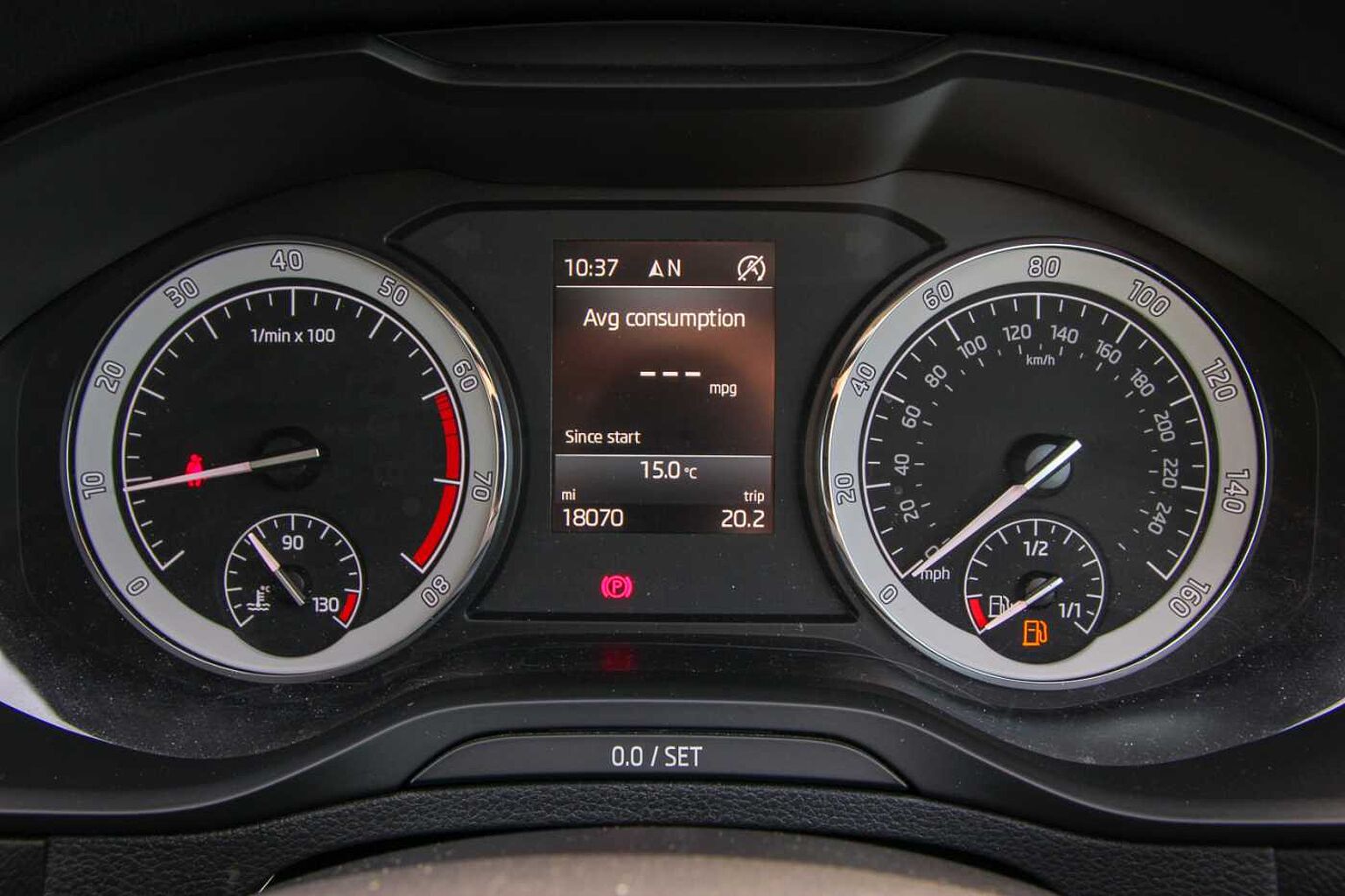 SKODA Karoq SUV 1.5 TSI (150ps) SE L
