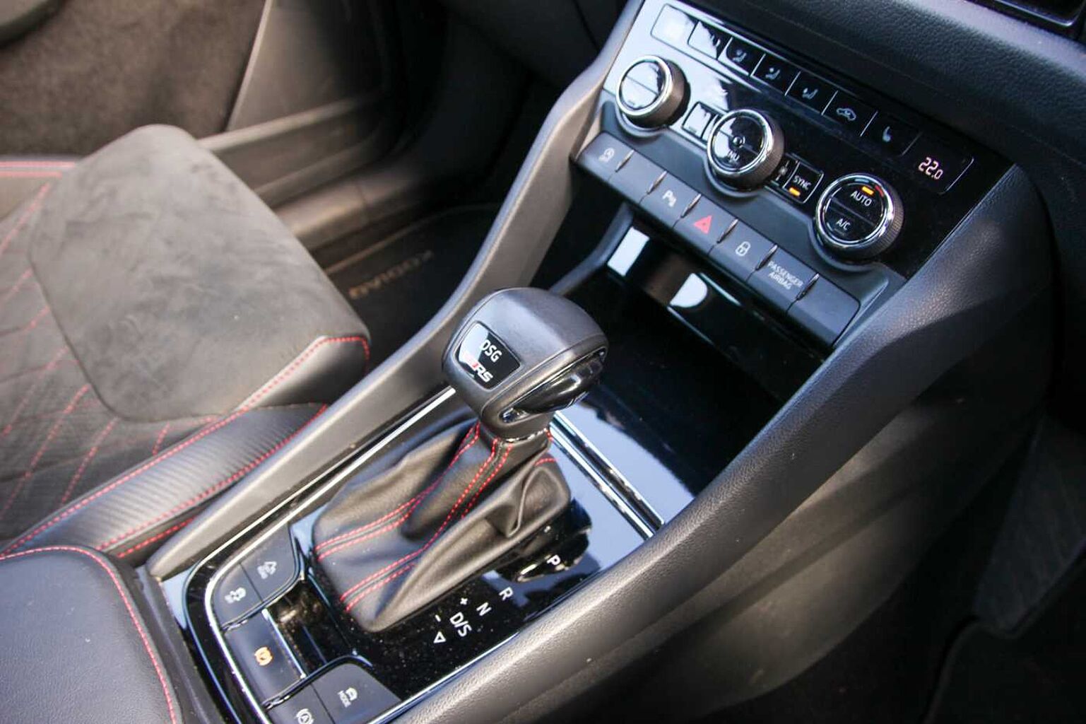 SKODA Kodiaq 2.0 TSI (244ps) 4X4 vRS (7 seats) DSG