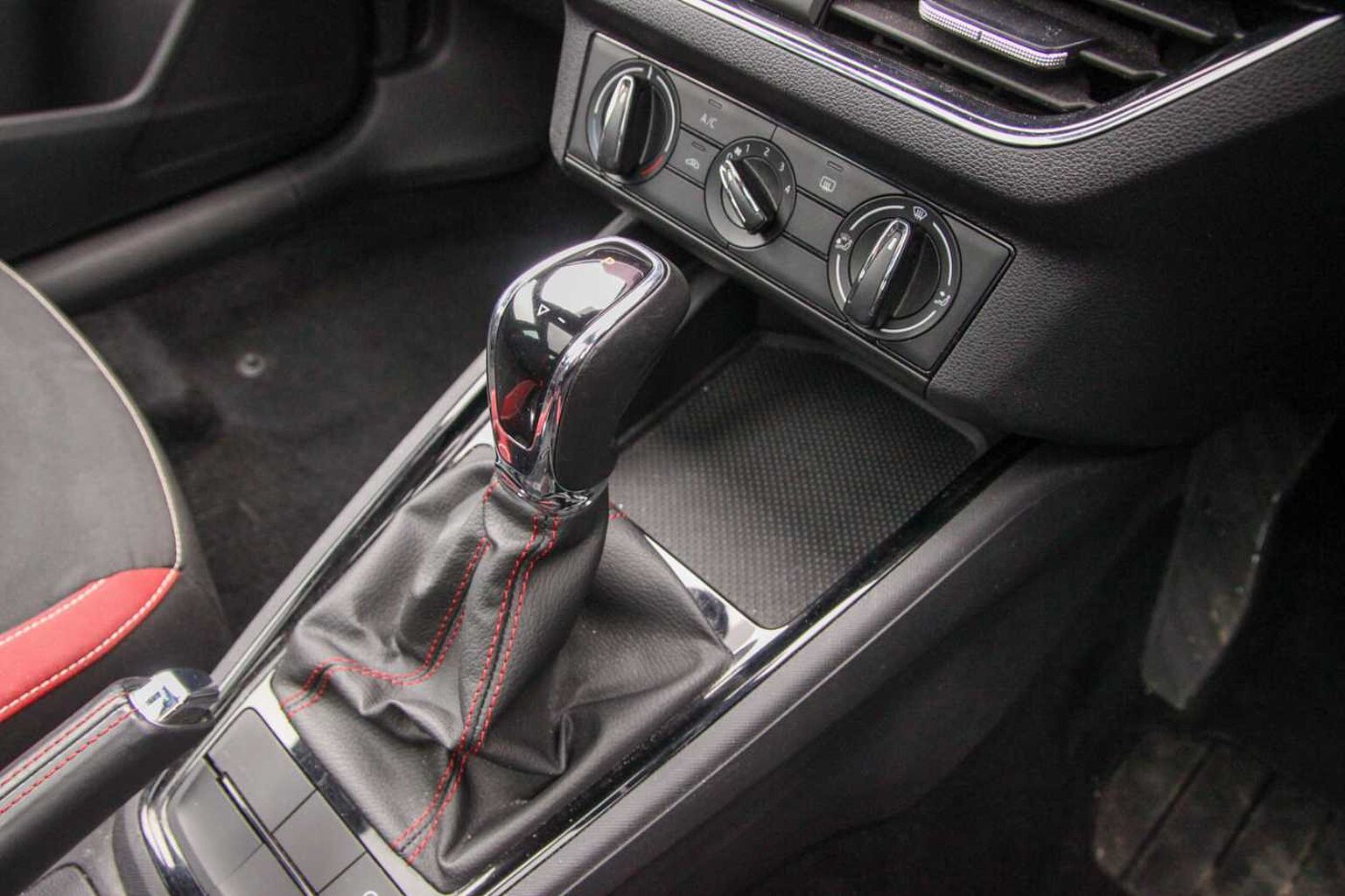 SKODA Scala 5-Dr 1.0 TSI (109ps) Monte Carlo DSG