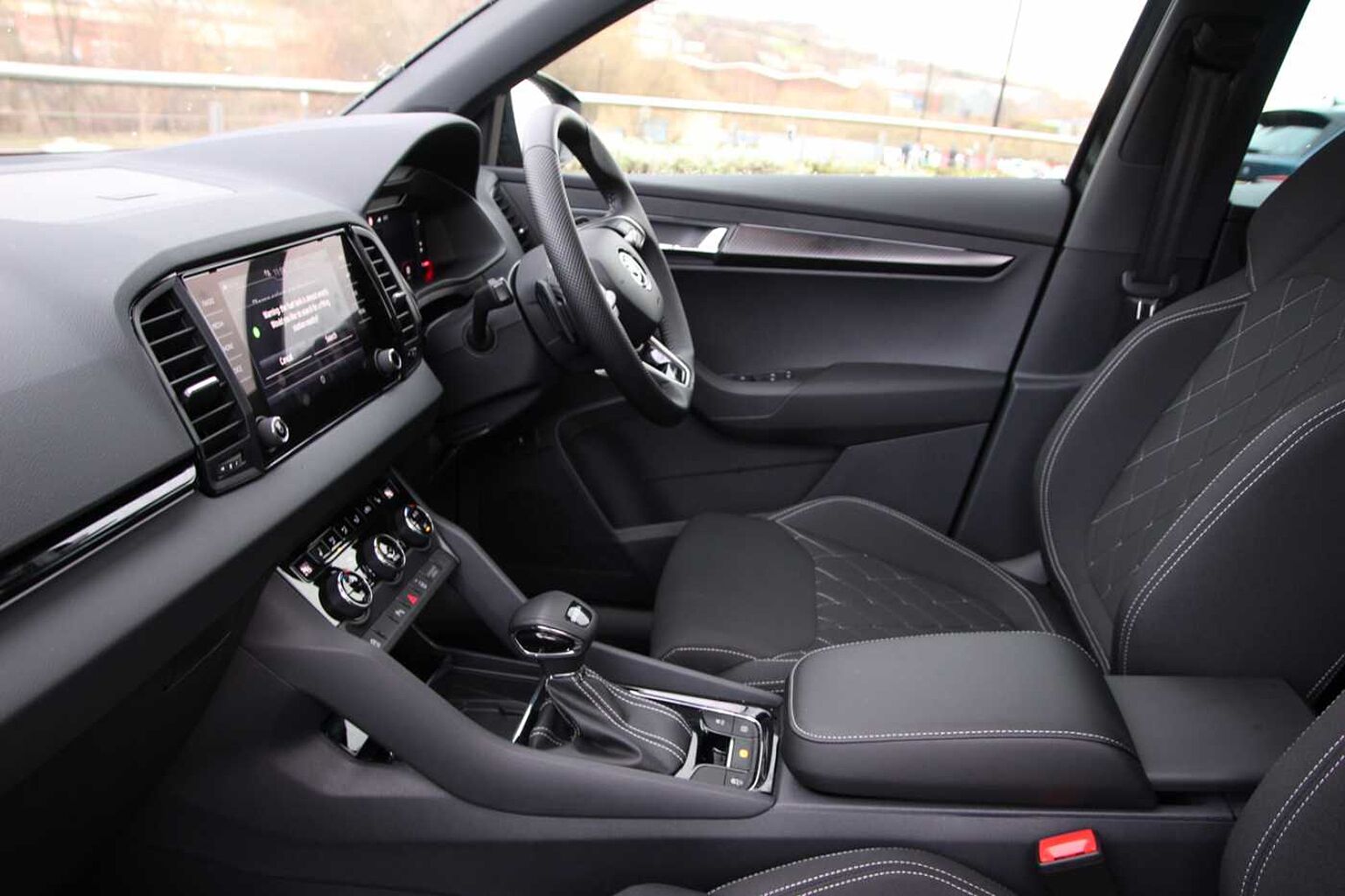 SKODA Karoq SUV 1.5 TSI (150ps) SportLine ACT DSG