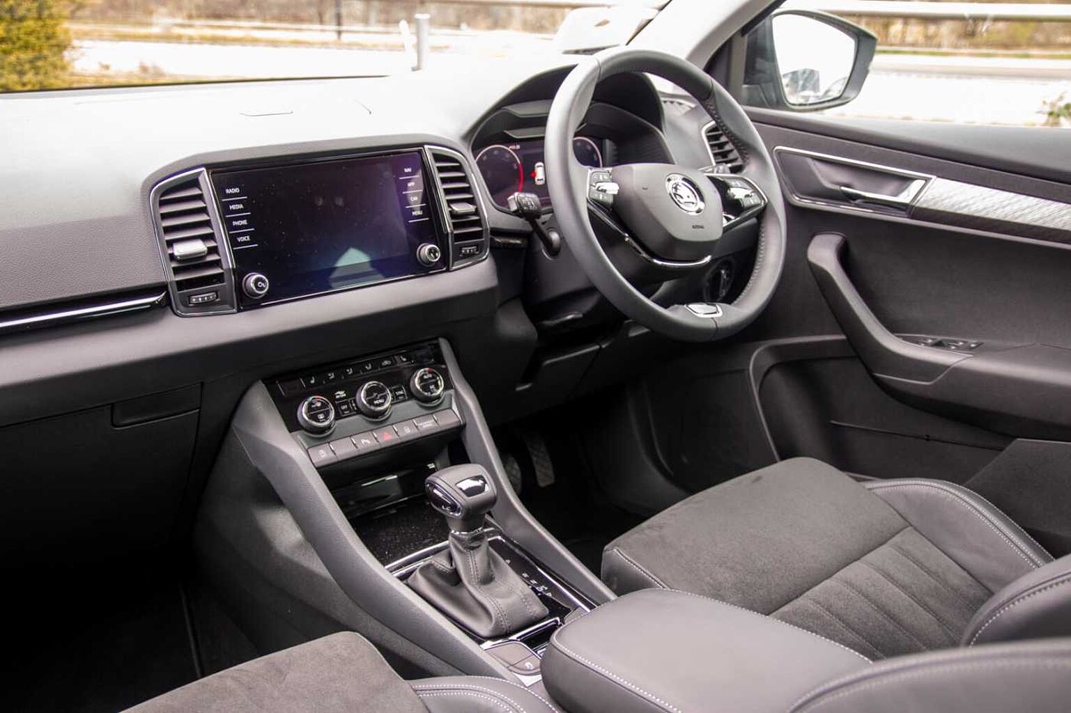 SKODA Karoq SUV 1.5 TSI (150ps) SE L ACT DSG