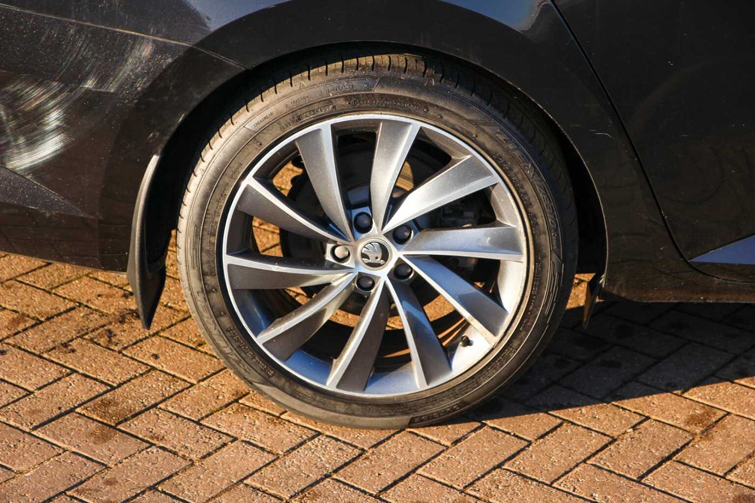 SKODA Superb 2.0 TDI (150ps) Laurin & Klement DSG