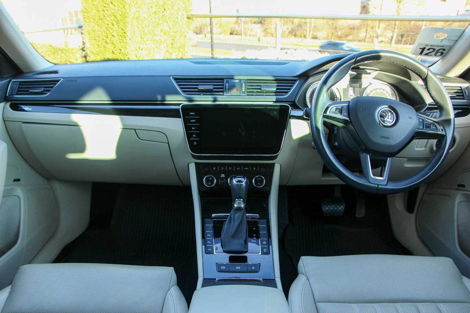 SKODA Superb 2.0 TDI (150ps) Laurin & Klement DSG