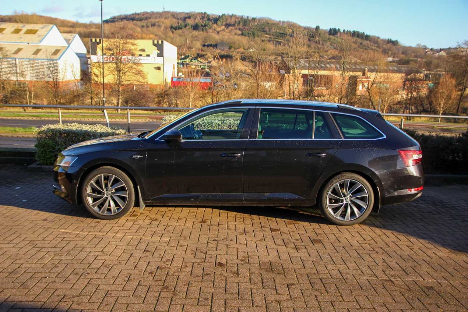SKODA Superb 2.0 TDI (150ps) Laurin & Klement DSG