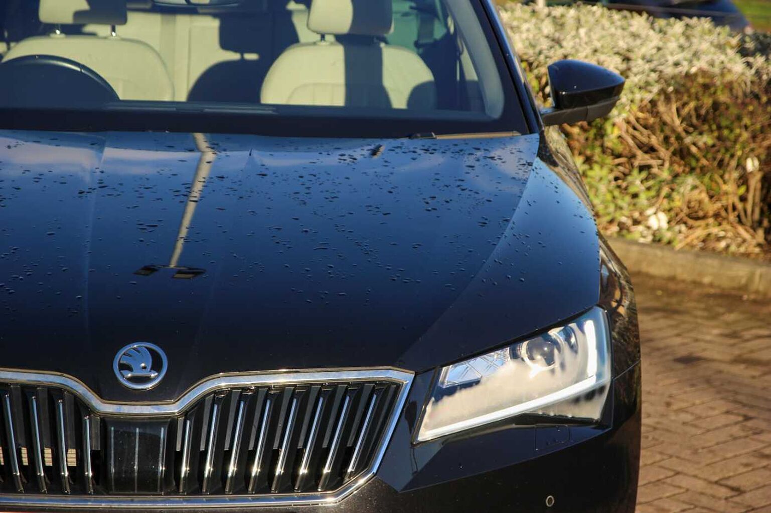 SKODA Superb 2.0 TDI (150ps) Laurin & Klement DSG