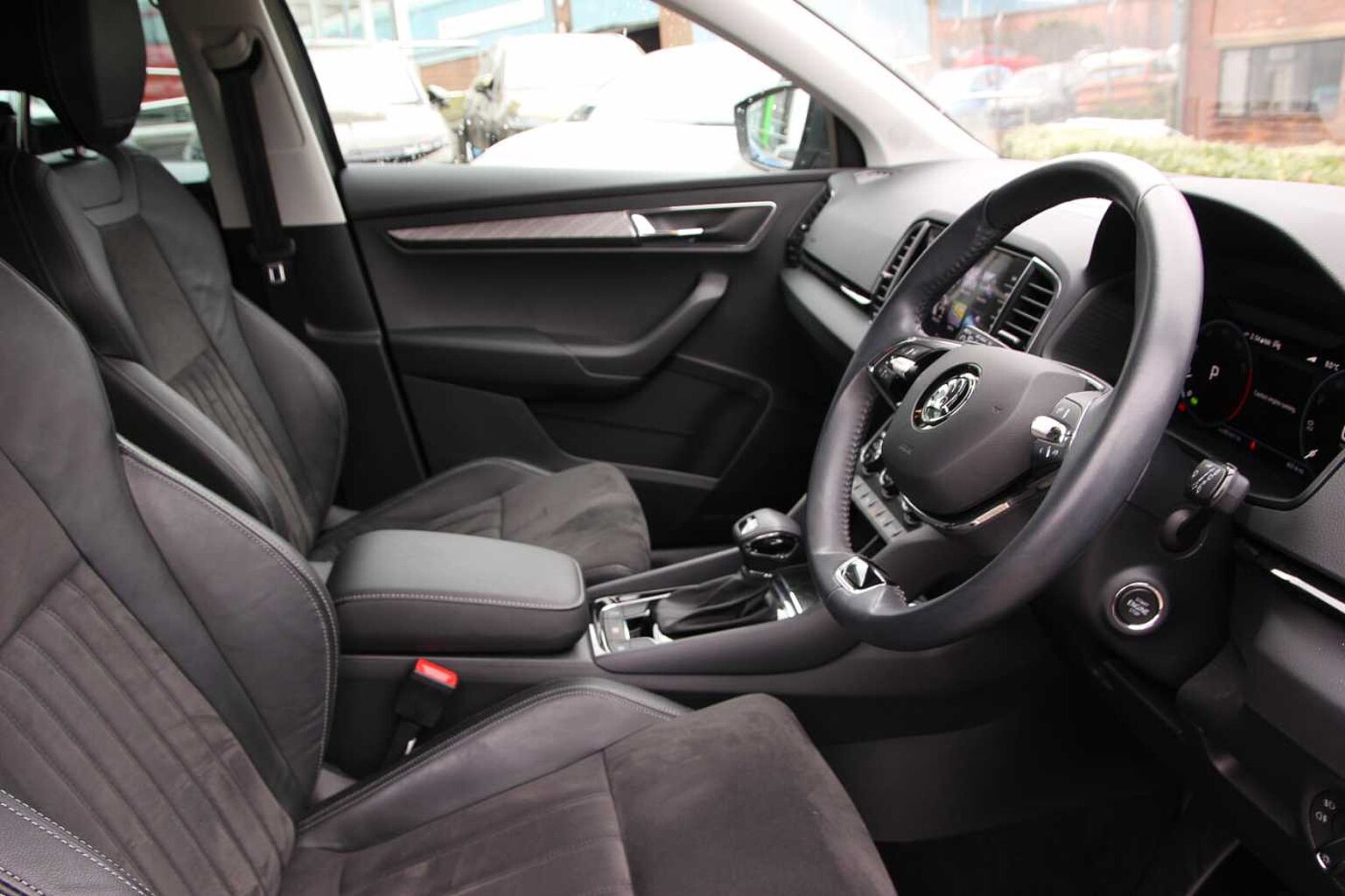 SKODA Karoq SUV 1.5 TSI (150ps) SE L ACT DSG
