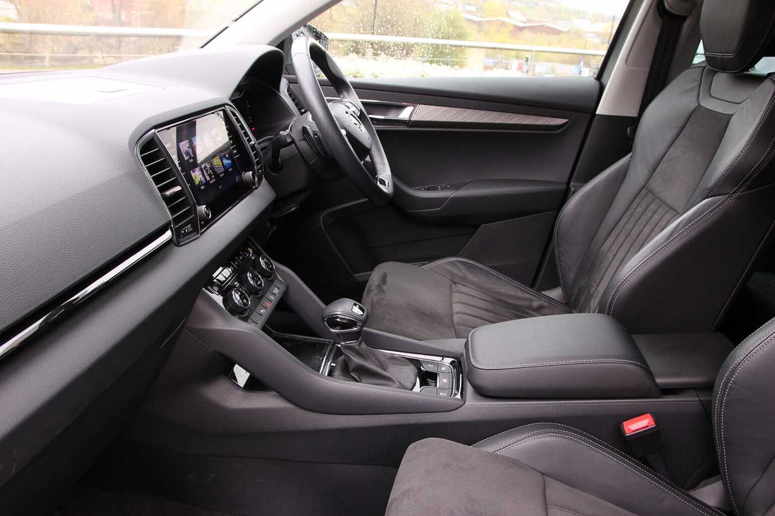 SKODA Karoq SUV 1.5 TSI (150ps) SE L ACT DSG