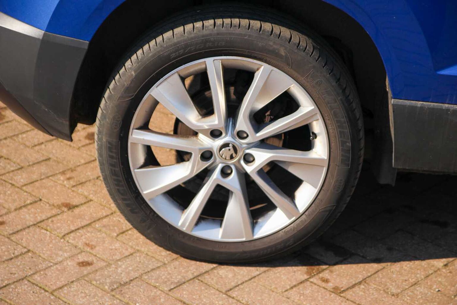 SKODA Karoq SUV 1.0 TSI (110ps) SE L