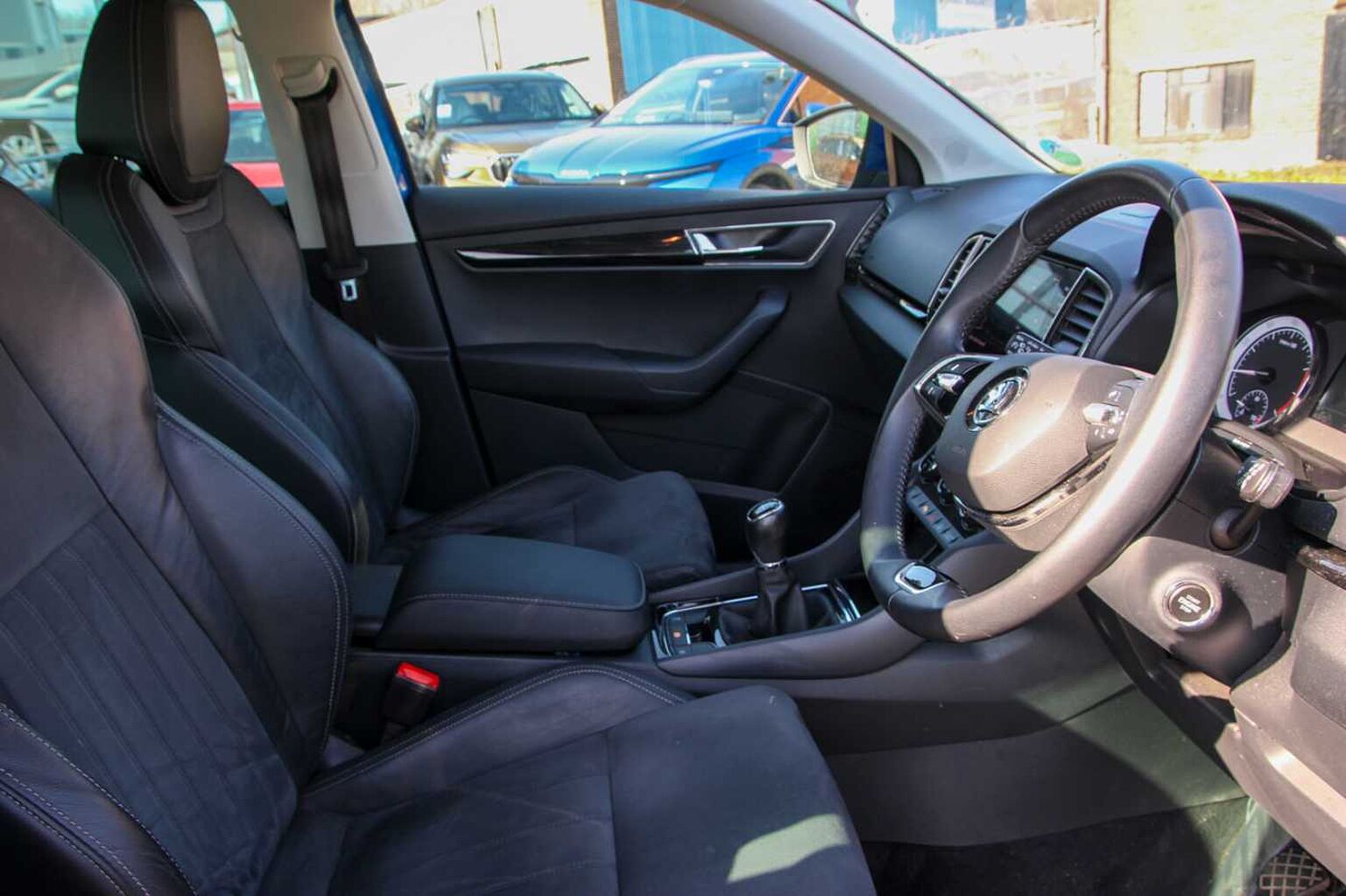 SKODA Karoq SUV 1.0 TSI (110ps) SE L